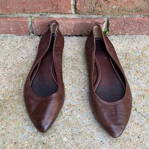 Frye Regina Ballet flat, dark brown size 8